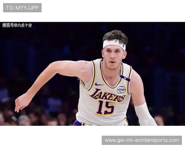 东契奇与里夫斯配合成为对手防守噩梦