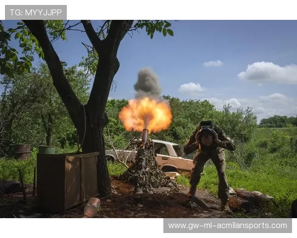 巴赫穆特撑杆跳越过新高度引热议