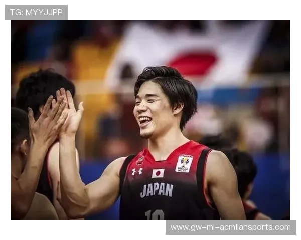 太阳边线传球打开防守缺口